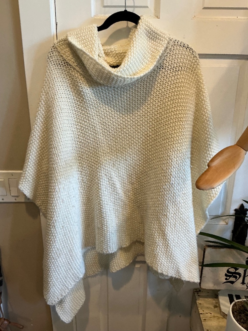 Cocogio Italian pullover sweater poncho in wool blend OSFM!